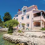 Front In * Punta Križa
