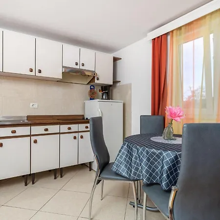 Apartment Front In Punta Kriza