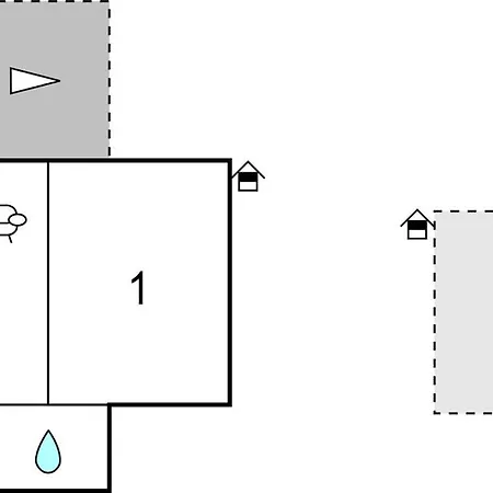 Front In Apartment *