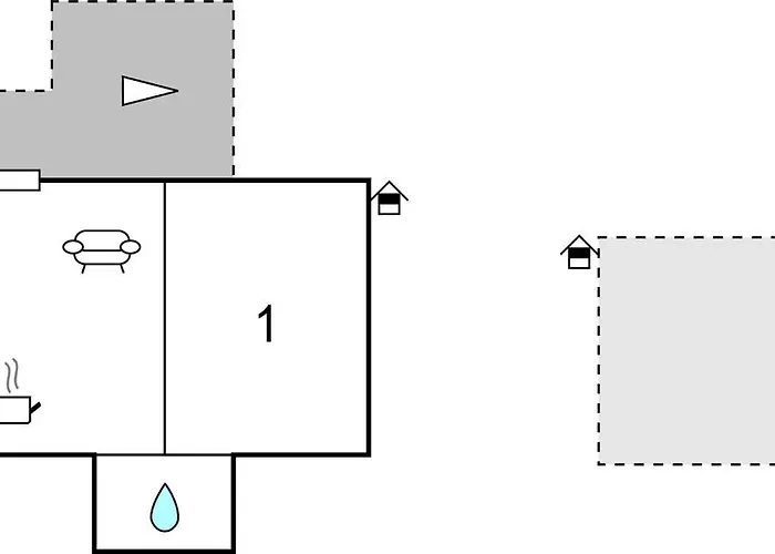 Front In Apartment *